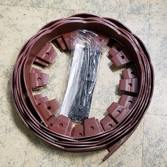 Brown No-Dig Landscape Edging - Picture 9 of 10